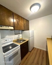 1000 Beck St, Unit 260 in Reno, NV - Building Photo - Building Photo
