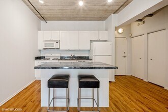 1440 S Michigan Ave in Chicago, IL - Building Photo - Building Photo