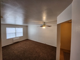 719 Villa St in Racine, WI - Building Photo