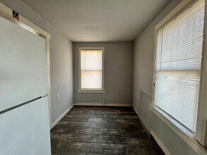 6823 Ave E in Houston, TX - Building Photo - Building Photo