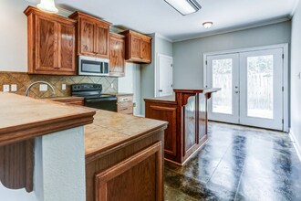 12261 Village Maison Dr in Walker, LA - Building Photo - Building Photo
