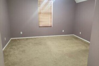 8260 Golden Poppy Rd in Riverside, CA - Building Photo - Building Photo