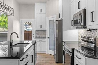 130 W 5th St in Kennedale, TX - Building Photo - Building Photo