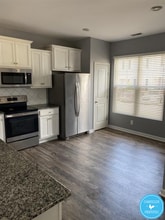 8960 Commons Townes Dr in Raleigh, NC - Foto de edificio - Building Photo