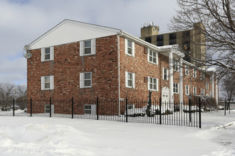 527 E Market St in Sandusky, OH - Building Photo - Building Photo