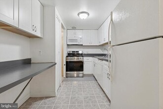 118 Drummers Ln in Wayne, PA - Building Photo - Building Photo