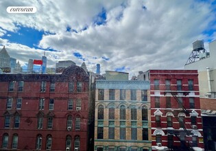 50 Bayard St in New York, NY - Building Photo - Building Photo