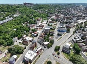 314 W McMicken Ave, Unit 2 in Cincinnati, OH - Foto de edificio - Building Photo