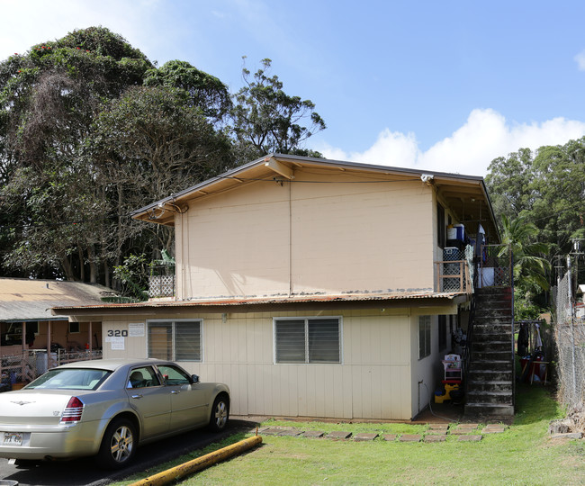 320 Ohai Pl in Wahiawa, HI - Foto de edificio - Building Photo