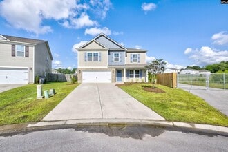 139 Texas Black Way in Elgin, SC - Building Photo - Building Photo