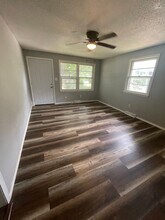 2112 N Marion Ave in Springfield, MO - Building Photo - Building Photo