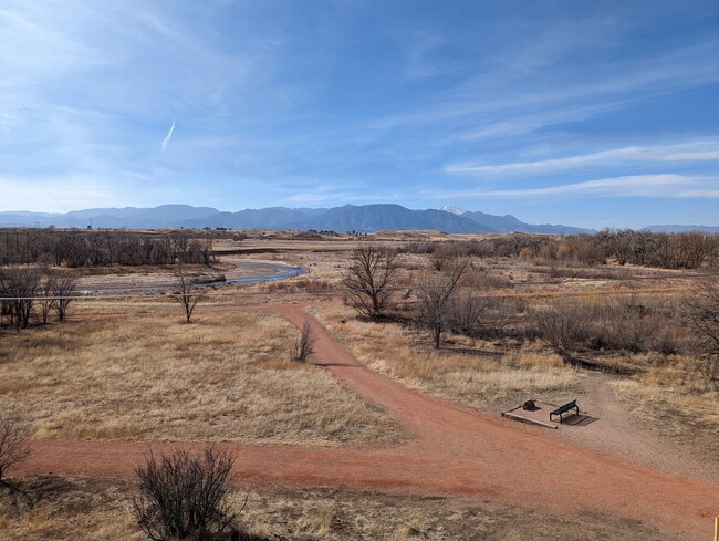 Overlook at Fountain Creek in Fountain, CO - Foto de edificio - Building Photo