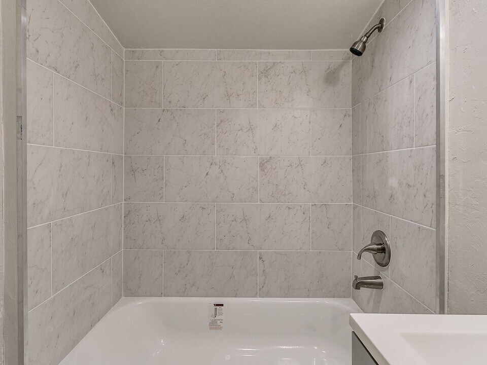 1617 SW 32nd St in Oklahoma City, OK - Building Photo