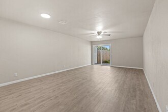1600 W Madison St in Broken Arrow, OK - Foto de edificio - Building Photo