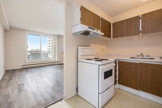 The Arosa in Ottawa, ON - Building Photo - Building Photo