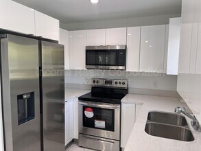 21230 SW 119th Ave in Miami, FL - Building Photo - Building Photo