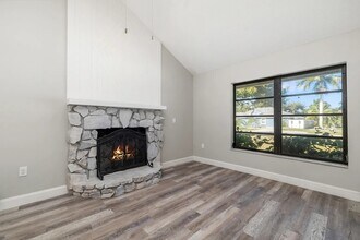 928 Laurel Ave in Venice, FL - Building Photo - Building Photo