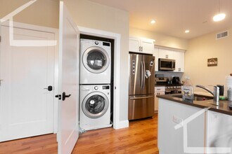 17 Glencoe St in Boston, MA - Building Photo - Building Photo