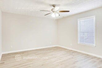 4665 Pilgrim Point Rd in Cumming, GA - Foto de edificio - Building Photo