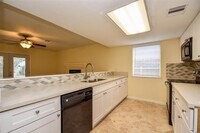 2110 Whiteback Dr photo'