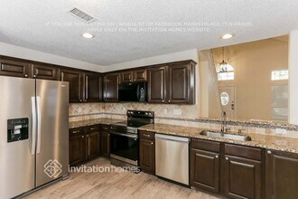 1010 Silver Spruce Dr in Arlington, TX - Foto de edificio - Building Photo