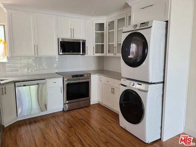 5105 Irvington Terrace in Los Angeles, CA - Building Photo - Building Photo