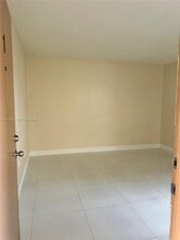 1640 SW 1st St in Miami, FL - Building Photo - Building Photo