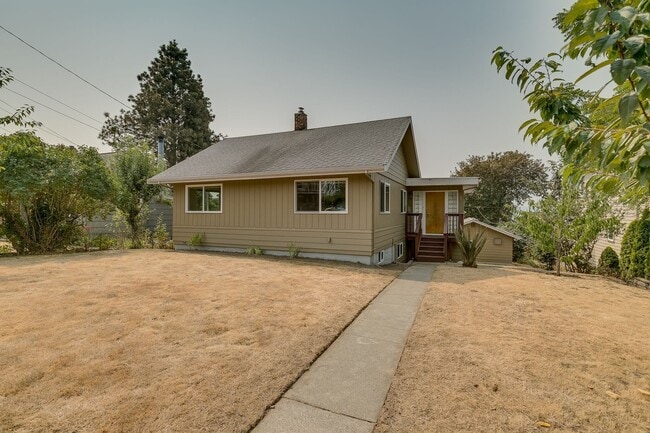 property at 429 10th Ave W
