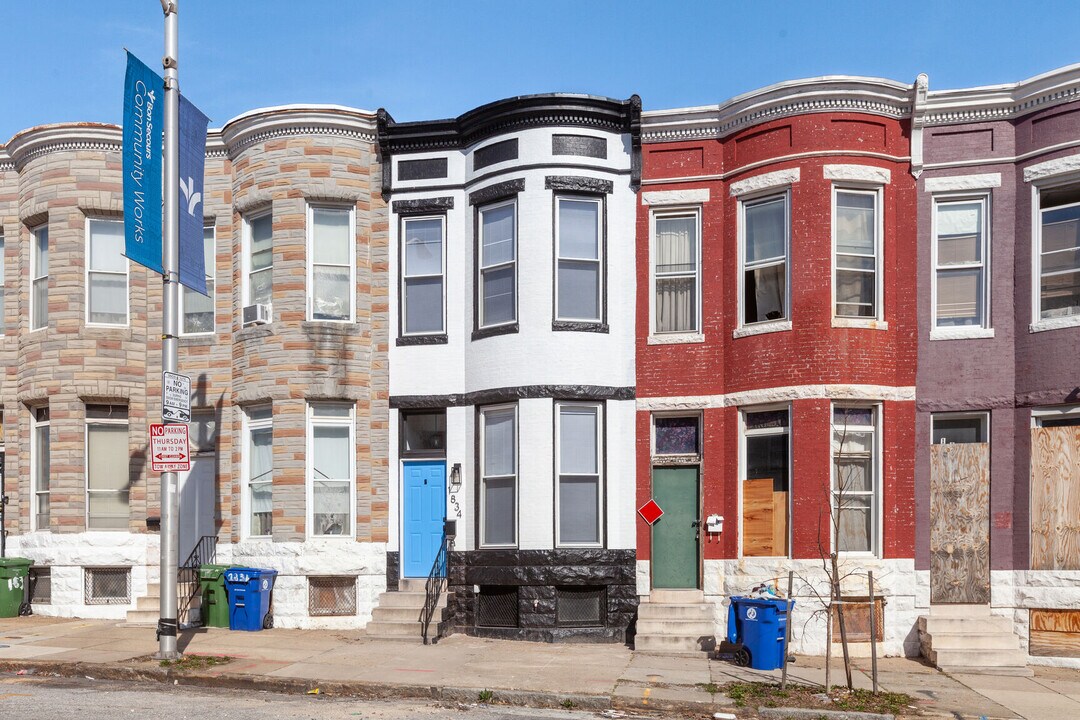 1834 W Fayette St in Baltimore, MD - Building Photo