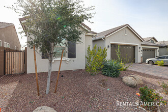 9737 W Foothill Dr in Peoria, AZ - Building Photo - Building Photo