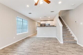 1911 May St in Fort Worth, TX - Building Photo - Building Photo