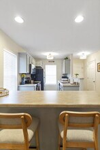 232 Tamarack Dr in Seneca, SC - Building Photo - Building Photo