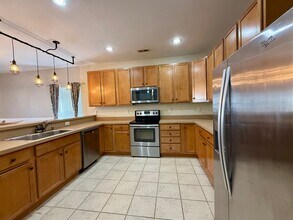 400 Coastal Walk Pl in Virginia Beach, VA - Building Photo - Building Photo