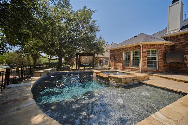 property at 5562 Blazing Star Rd