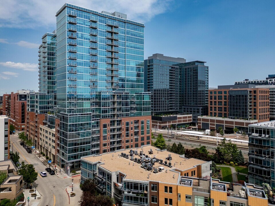 1700 Bassett St in Denver, CO - Building Photo