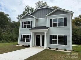 144 33rd St NW in Hickory, NC - Building Photo