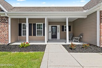 301 Wynbrookee Ln in Jacksonville, NC - Building Photo - Building Photo