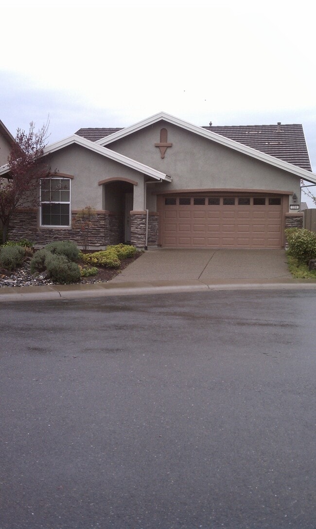 property at 104 Azeo Ct