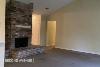 16339 Maplemont Dr in Houston, TX - Building Photo - Building Photo