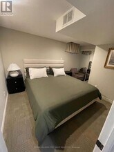 1604 Middleton St in Pickering, ON - Building Photo - Building Photo