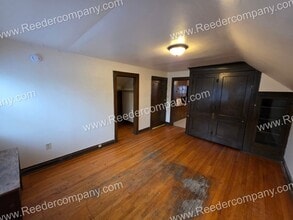 625 Roosevelt Dr in Whiting, IN - Building Photo - Building Photo