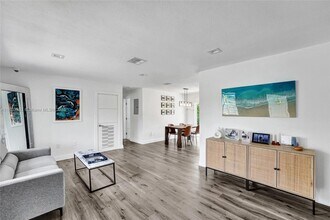 9511 SW 79th St in Miami, FL - Building Photo - Building Photo