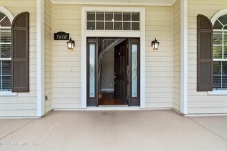 7610 Sentry Oak Cir E in Jacksonville, FL - Building Photo - Building Photo