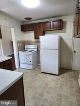 7465 Oakland Mills Rd in Columbia, MD - Building Photo - Building Photo