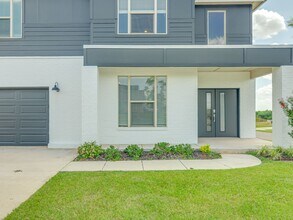 2100 El Cajon St in Edmond, OK - Building Photo - Building Photo