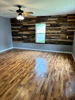 107 Olive St in Fayette, MO - Building Photo