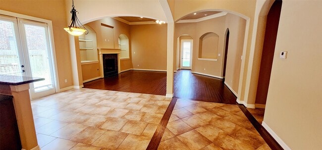 16303 Lakewood Field Dr