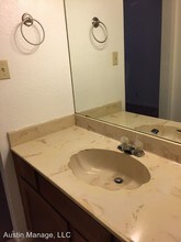 6029 Old Fredericksburg Rd in Austin, TX - Building Photo - Building Photo