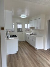 1212 Huntington St in Huntington Beach, CA - Building Photo - Building Photo