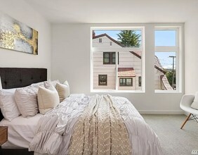 301 N 46th St, Unit D in Seattle, WA - Building Photo - Building Photo